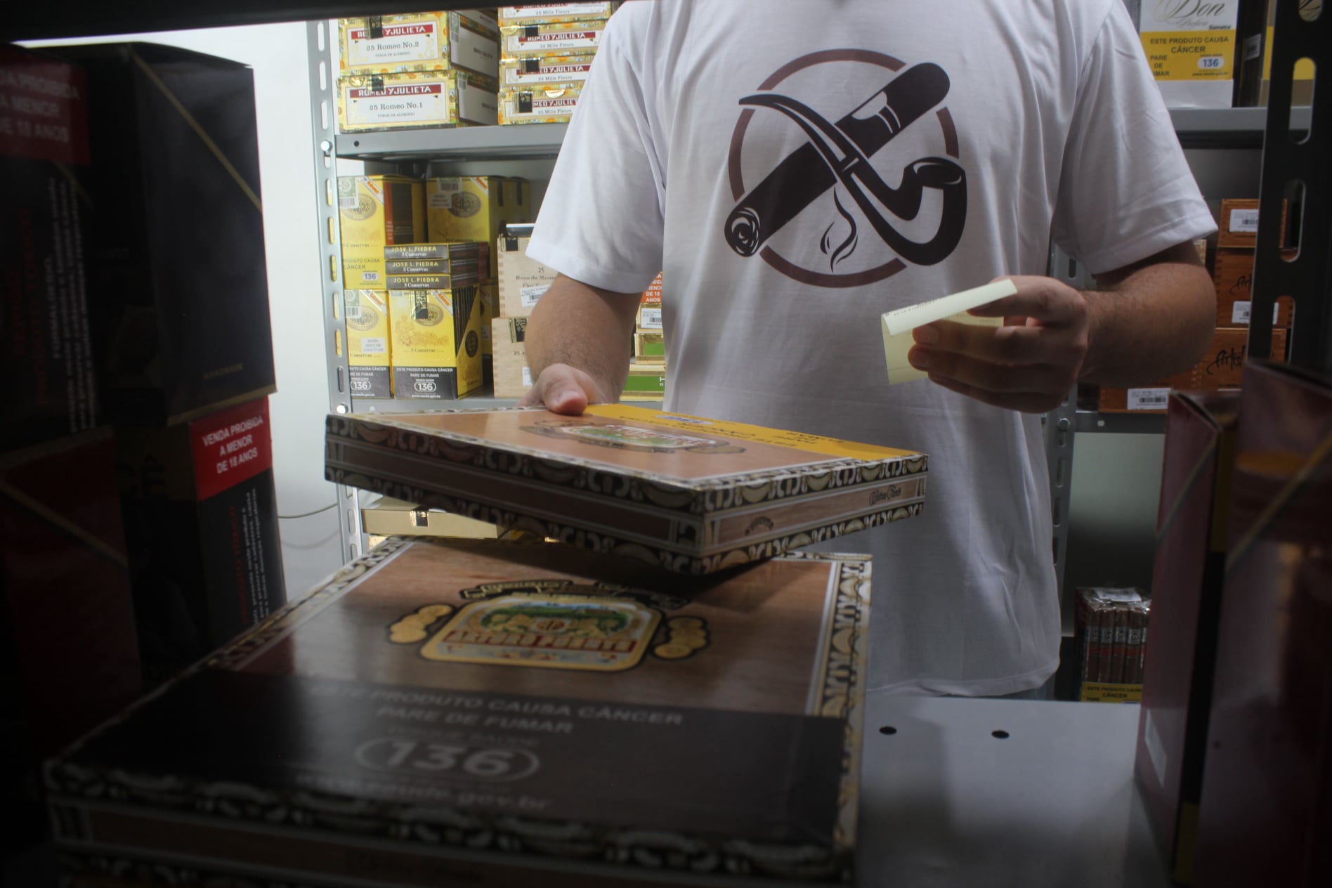 Expedição Charutos e Presentes